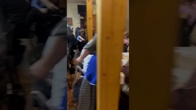 Атмосфера воскресного богослужения смотреть онлайн