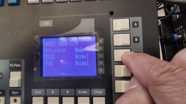 HOW TO SET INVERT (with Subtitles) in LIGHTING CONTROLLER 1024 (Part 8) смотреть онлайн