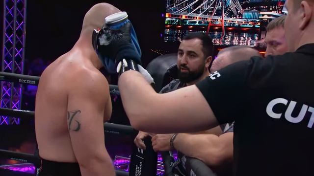 Гаджи АВТОМАТ vs Олег ФОМИЧ | Бой — КАТАСТРОФА | ПЯТЬ РАУНДОВ на RCC Hard 11 смотреть онлайн