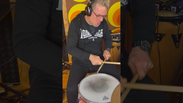 How they made the drums in 'When The Levee Breaks' смотреть онлайн