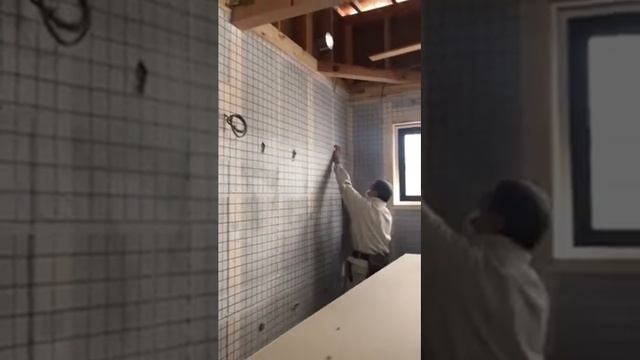 【断熱工事(セルロースファイバー)】｜京都亀岡の工務店OKAMURA工房｜木のぬくもりを感じる注文住宅 смотреть онлайн