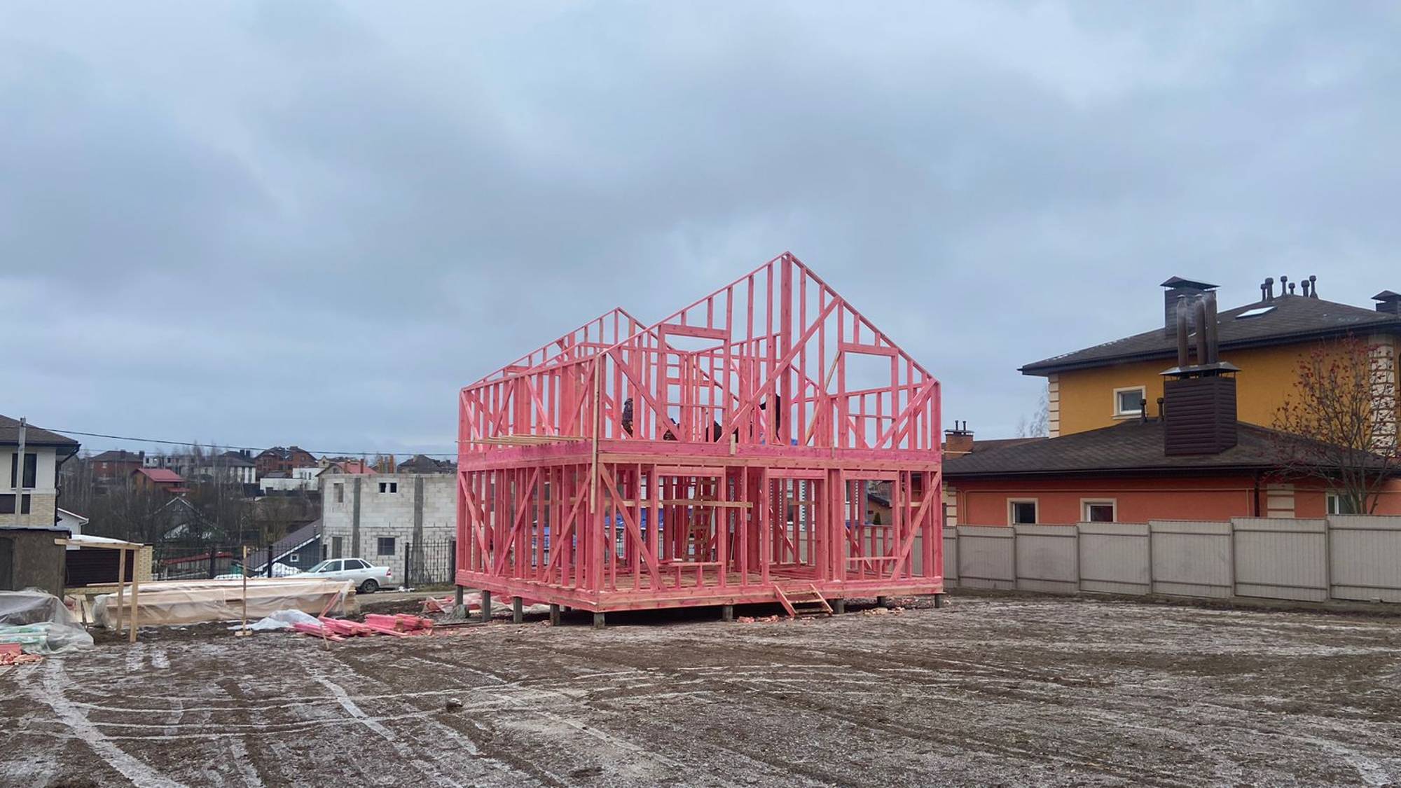 «ОБРАЗЦОВО-ПОКАЗАТЕЛЬНЫЕ силовые каркасы только в компании «Белый дом»!💯 смотреть онлайн