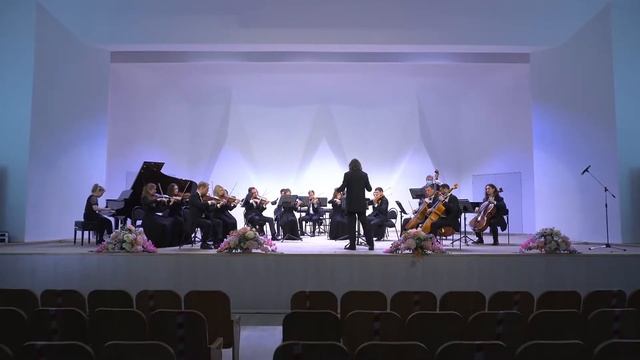 Сабирзянова Зарина. А .Роули Миниатюрный концерт для фортепиано с оркестром Соль мажор 1ч. смотреть онлайн