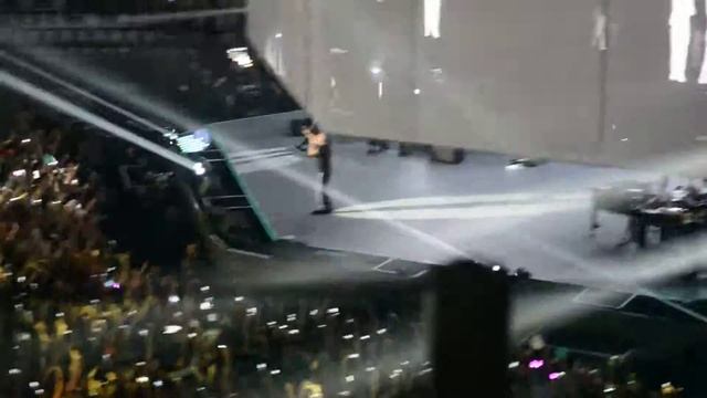 Eros Ramazzotti - L''ombra del gigante Live смотреть онлайн