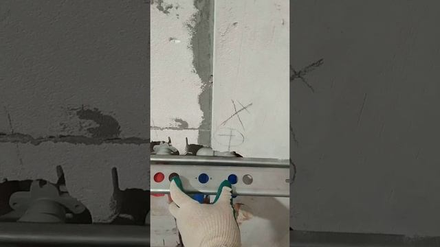 Монтажная планка из нержавеющей стали для водорозеток. Толщина 3 мм смотреть онлайн