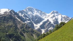 Красоты Приэльбрусья.  Гора Чегет. Подъём на канатке.