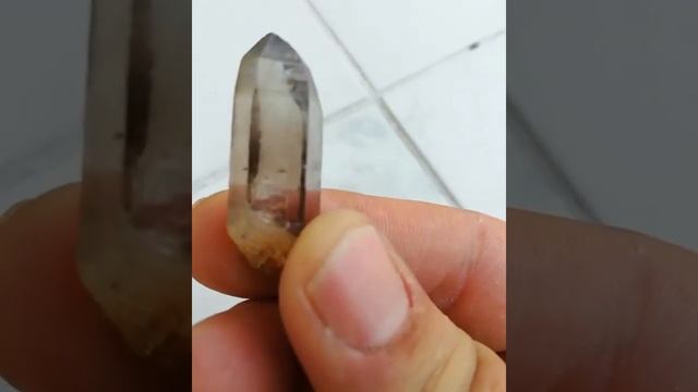 Şeffaf Kuvars kristalleri Türkiye !! (Bizde) смотреть онлайн