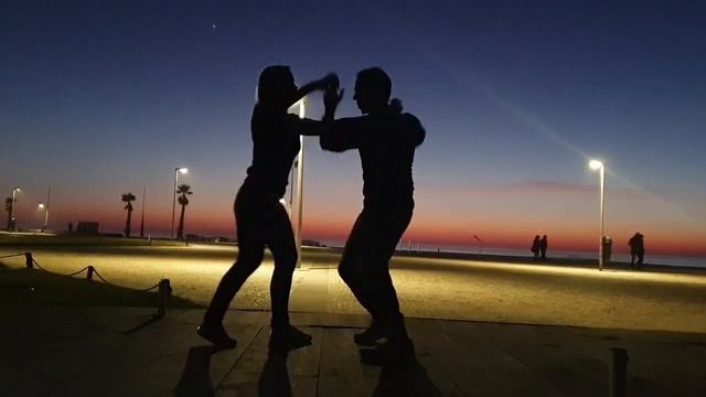 Salsa Dance at sunset - music Fragilidad, Milagros Pinera e Sanmera смотреть онлайн