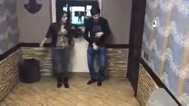 Между нами тает лед смотреть онлайн