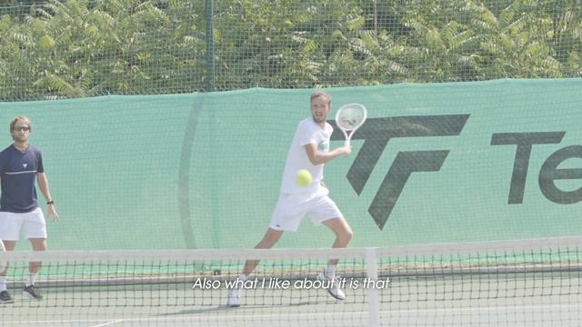 RAZOR CODE | Let's hear what Daniil Medvedev thinks about it ! смотреть онлайн