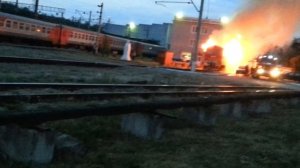 Электричка горит