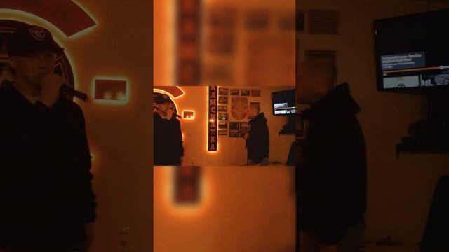 Исполнили «Вращайте барабан» в мотоклубе 🏍️ смотреть онлайн