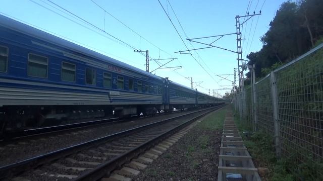 Электровоз ВЛ10-1689 с Туристический поезд 927 Туапсе-Гагра смотреть онлайн