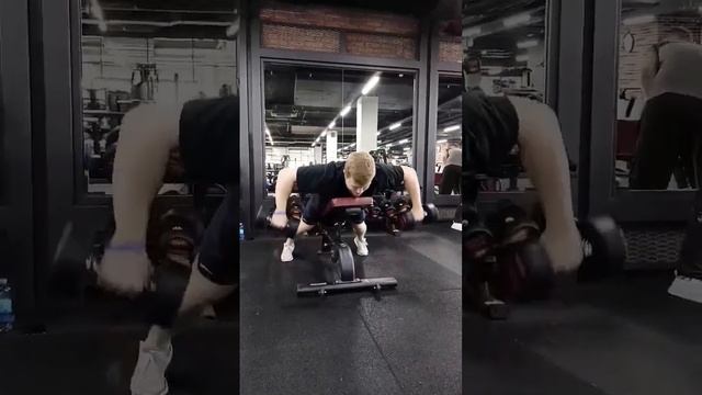 ТОП 3 УПРАЖНЕНИЯ ДЛЯ ЗАДНЕЙ ДЕЛЬТЫ Как накачать плечи смотреть онлайн