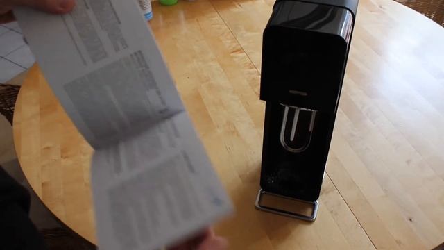 Sodastream Source auspacken und Wasser aufsprudeln [Deutsch/HD] смотреть онлайн