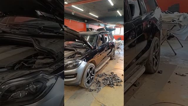 Демонтаж плёнки с кузова Mercedes #оклейкаавто #автовинил #плёнка #мерседес смотреть онлайн