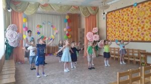 Музыкальное приветствие «Здравствуйте ладошки - сапожки»