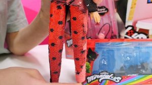 Куклы Леди Баг и Супер Кот - приключения игрушек с Lady Bug! Веселые игры для детей