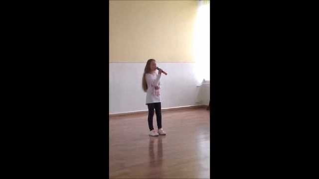 Indila derniere danse - caver Lenka смотреть онлайн