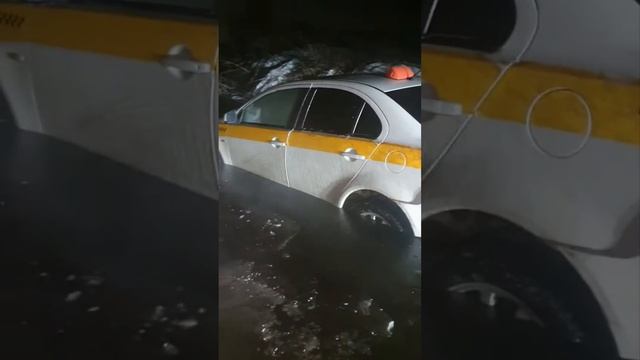 Таксист против льда . В - 31 смотреть онлайн