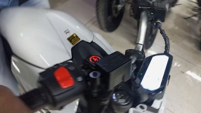 Revolt Mist Gray Rv400 | Latest model 2022 #revolt #rv400 #viral смотреть онлайн