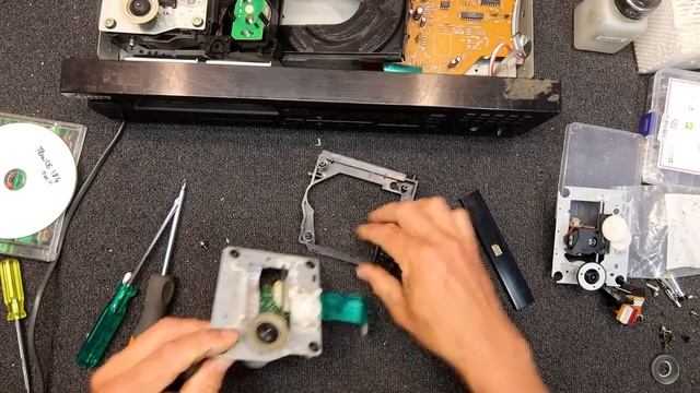 CD Player Repair Part 1. General information and Sony mechs смотреть онлайн