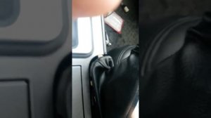 Замена прикуривателя в Ford Escape 2008 года.mp4