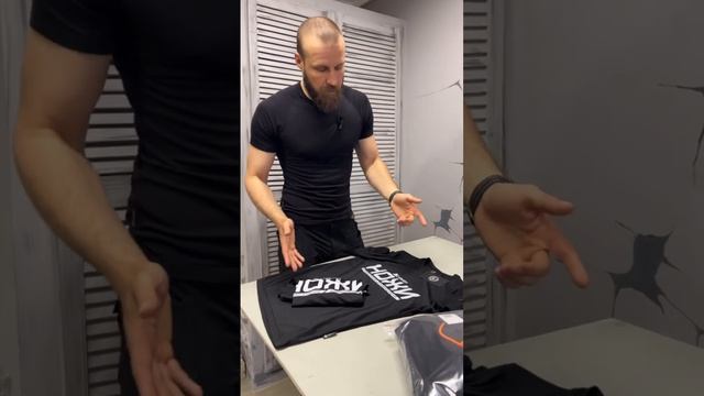 ДЯГ. Футболки для канала Ножи! смотреть онлайн