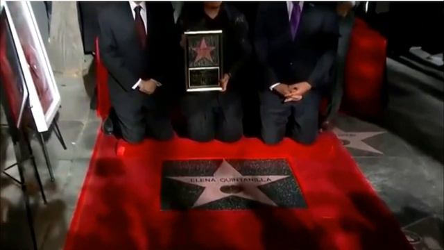 ICYMI: Record Breaking Crowd As Selena Is Honored With A Star On The Hollywood Walk of Fame смотреть онлайн
