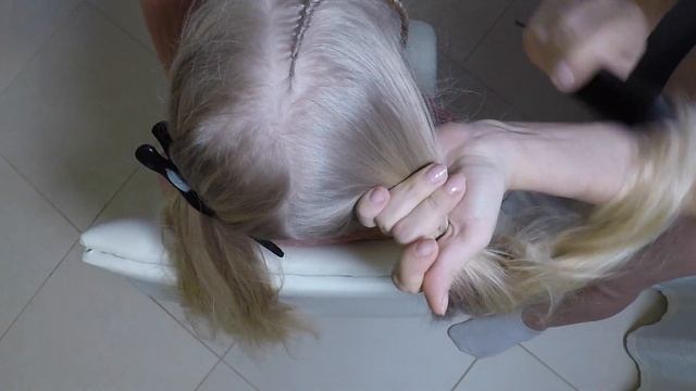 Легко и Просто. Плетение разных косичек с хвостами смотреть онлайн