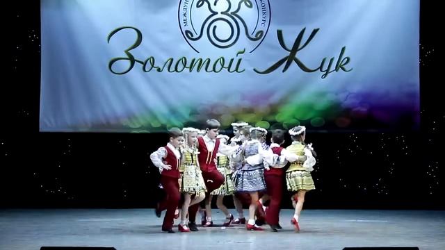 Литовский танец. Ансамбль танца "Кудринка" смотреть онлайн