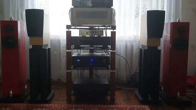 Dynaudio Confidence C1 MK2, Electrocompaniet 5MKII, Teac NT505 смотреть онлайн