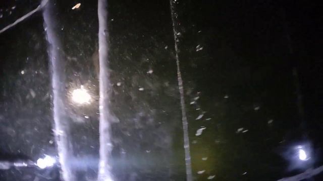 Рыба спит подо льдом смотреть онлайн