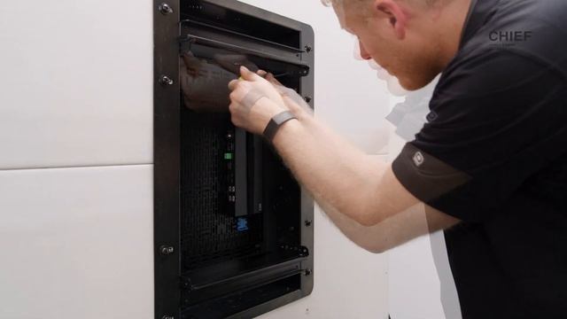 Chief Tempo Flat Panel In-Wall Mounting System: Video 3 смотреть онлайн