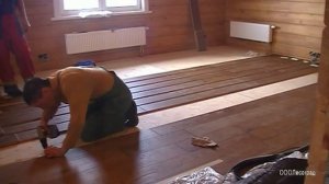 Пол в деревянном доме. Монтаж паркетной  доски.