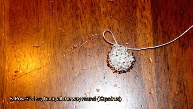 How To Create A Candy Bracelet - DIY Crafts Tutorial - Guidecentral смотреть онлайн