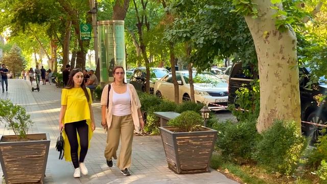 ❤️💙🧡YEREVAN SUMMER street style ...ARMENIA🇦🇲 смотреть онлайн