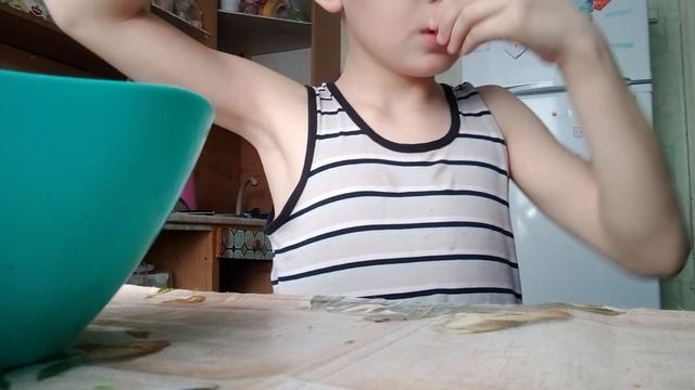 у меня на канале шесть подписчиков выпил 2 л воды. смотреть онлайн