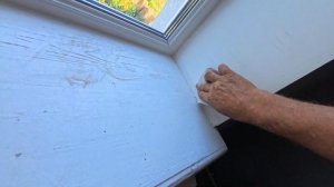 Подготовка к окраски оконных откосов. подоконников.