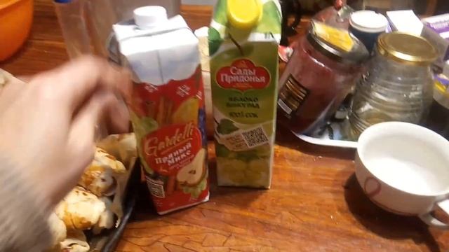В 222 Дважды продуктовый стол. Подарочек от дочки. Вода переключена! смотреть онлайн
