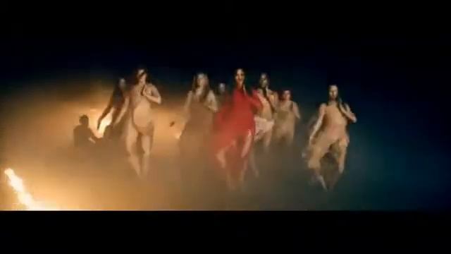 Selena Gomez - Come & Get It(Official Music Video)