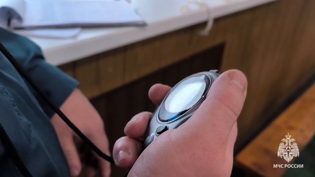 Сотрудники МЧС России сдают зачёты и нормативы по физической подготовке смотреть онлайн