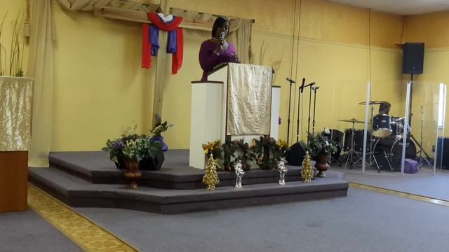 Jr. Prophetess Trina Green teaching/preaching "O' Golden Calf Where is My Increase?" (1) смотреть онлайн
