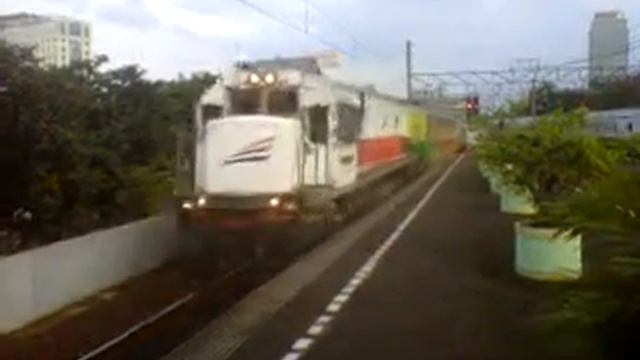 kereta api tempo dulu (Argo Parahyangan) смотреть онлайн