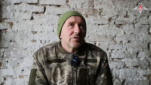 Были даже такие, которым запрещалось оружие в руки брать смотреть онлайн