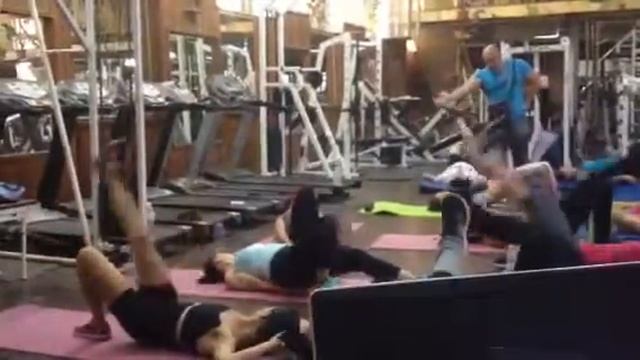 Спорт клуб "Титан" тренировка смотреть онлайн