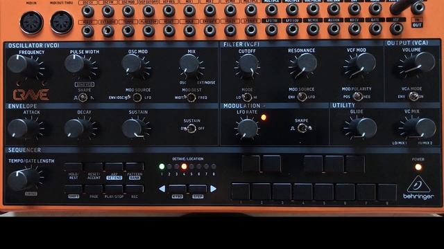 Behringer Crave Tutorial #13 - Sequencer (part 3) смотреть онлайн