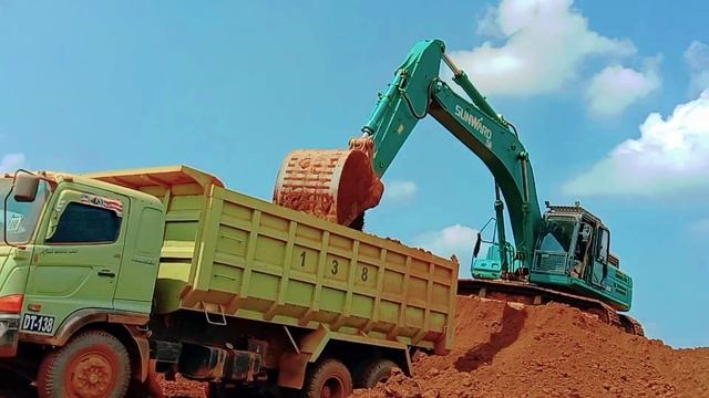 Beko excavator besar Swe365E muat NIKEL KADAR TINGGI 💪🏽 смотреть онлайн
