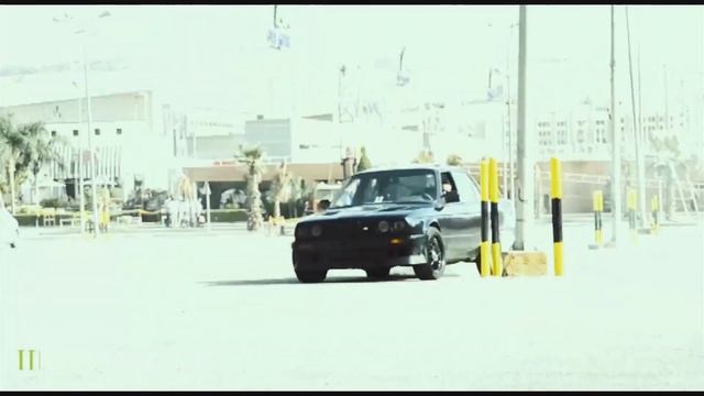 Amr Abdulaal's BMW E30 Drifting смотреть онлайн