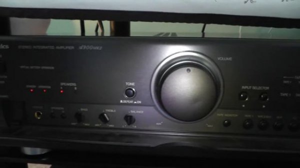 Technics SU-A900MK2 Stereo Integrated Amplifier I got from ebay is broken